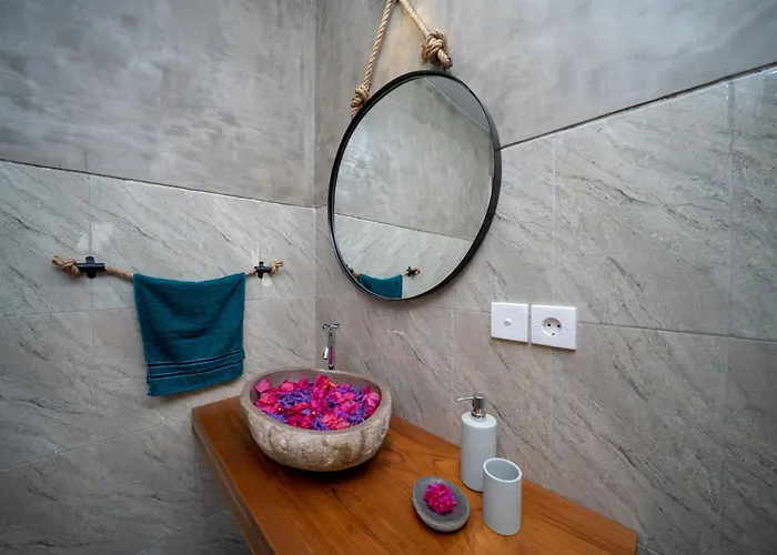 *villa Sari*closed Livingroom*near Beach*canggu* Villa Canggu